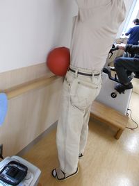 デイケアセンターきざきの足・体幹筋力トレーニング